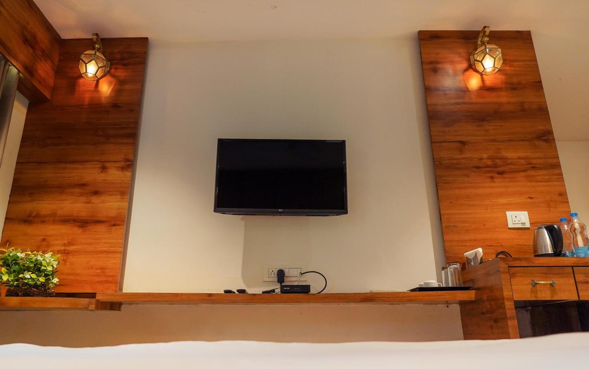 Whispering Peepul Resort Badlapur Extérieur photo