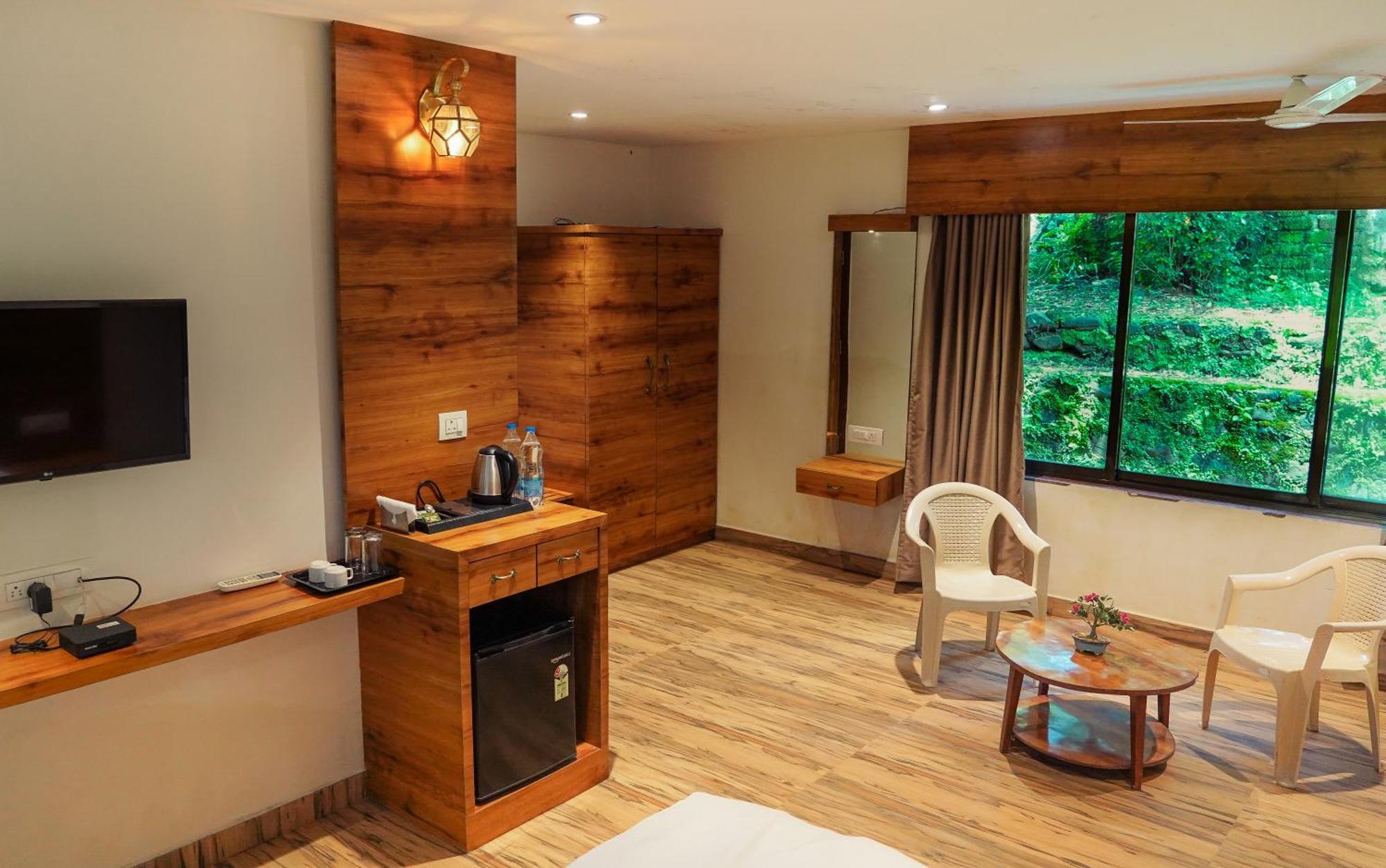 Whispering Peepul Resort Badlapur Extérieur photo