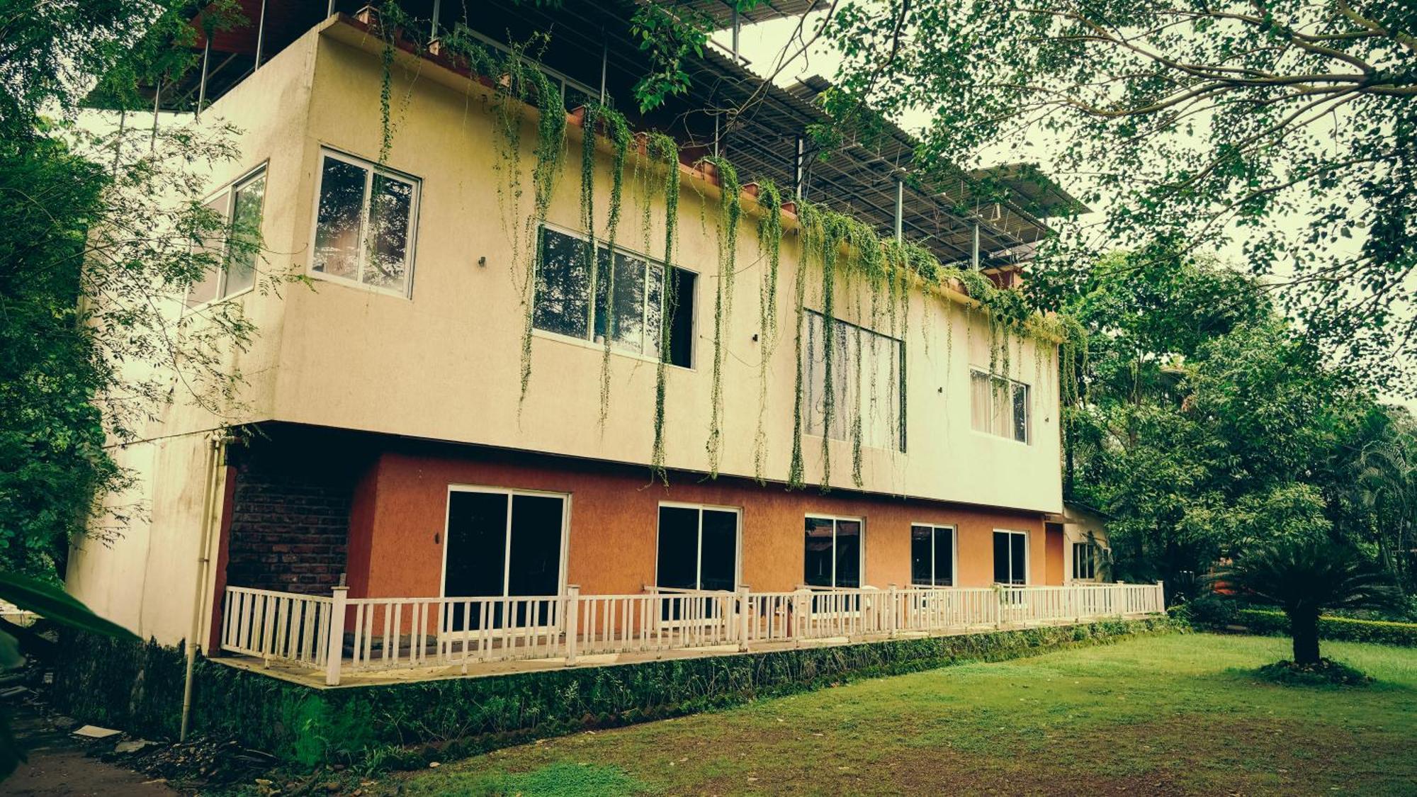 Whispering Peepul Resort Badlapur Extérieur photo