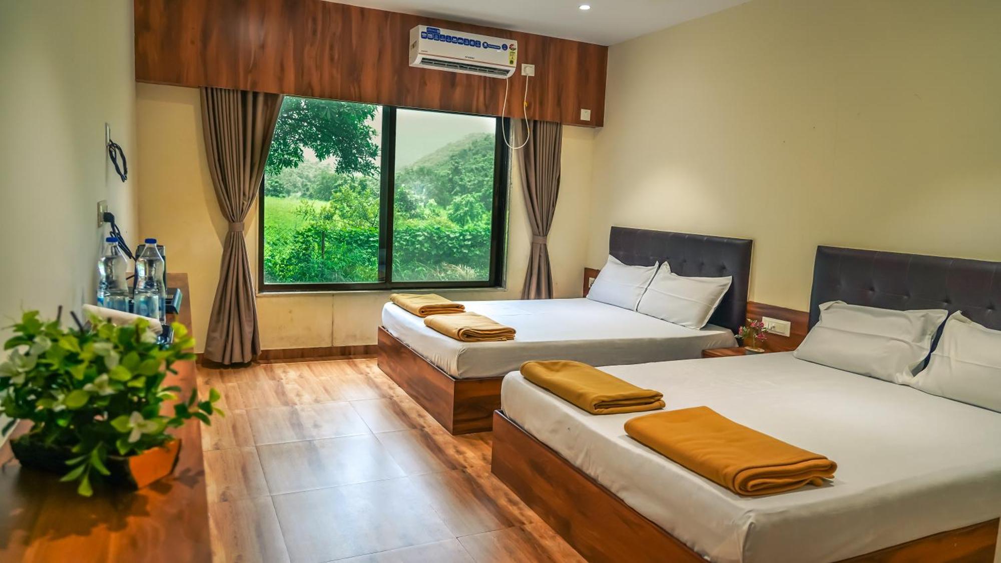 Whispering Peepul Resort Badlapur Extérieur photo